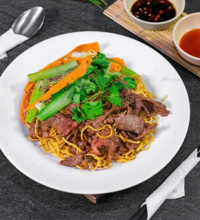 Mì Xào Bò